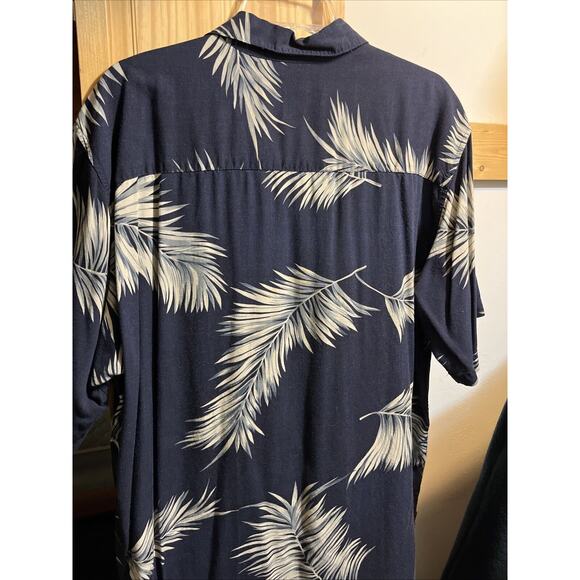 Vintage Consensus Sportswear Men’s Rayon Shirt Size L Blue Floral Hawaiian EUC - Picture 9 of 9